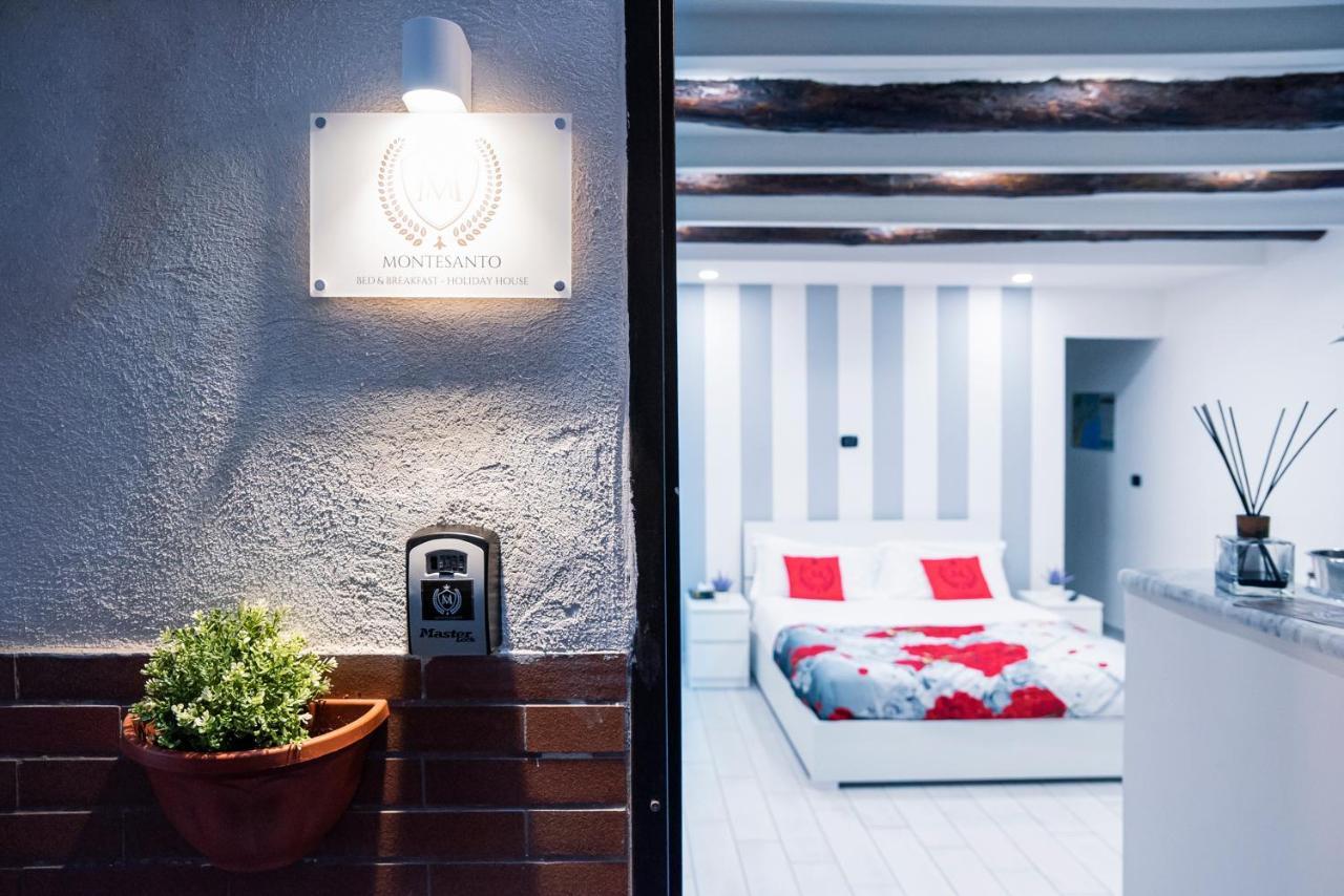 Montesantogroup Holiday House Napoli Eksteriør bilde